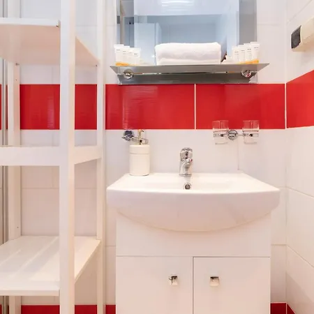 Apartment 90m2 400m To The By Renters *