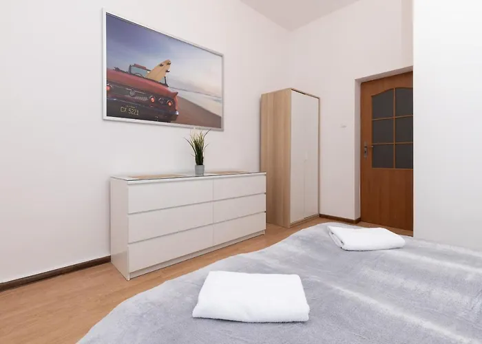 90m2 400m To The By Renters Apartment