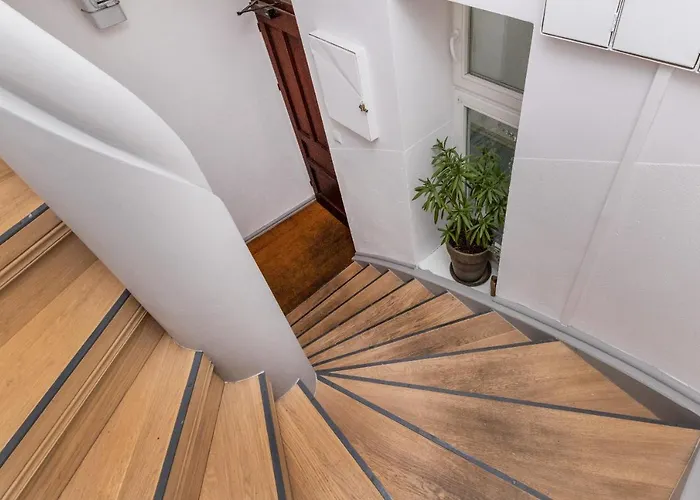 Appartement 90m2 400m To The By Renters